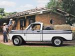 Chevrolet D-10 1983 года